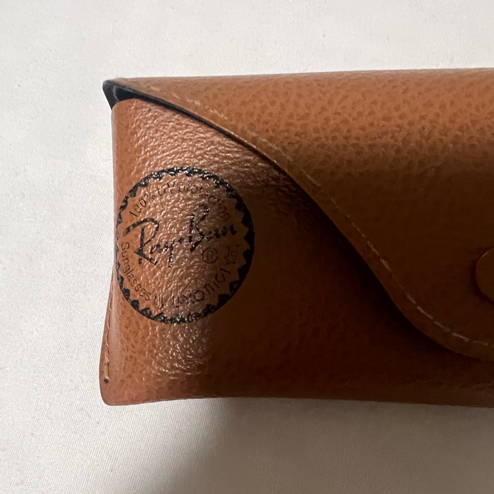 Ray-Ban sunglasses 🕶️ - Picture 6 of 6